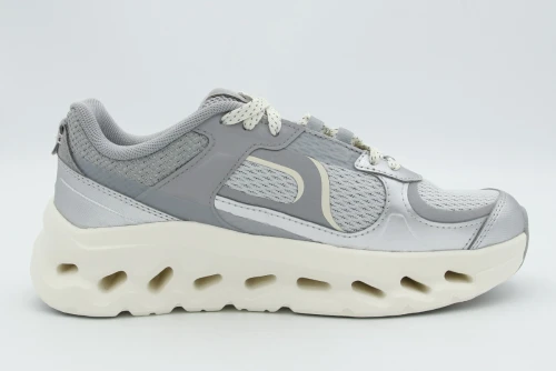 On Cloudtilt Arc Sneakers (3WG30313228)