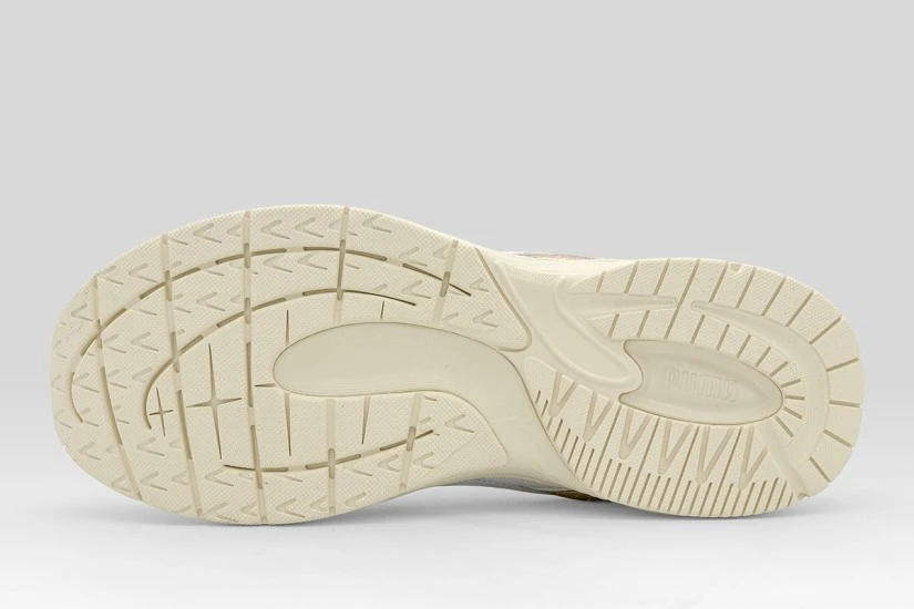 Puma Milenio Tech 2000 Metallic Whisper Sneakers Λευκά, Χρυσά