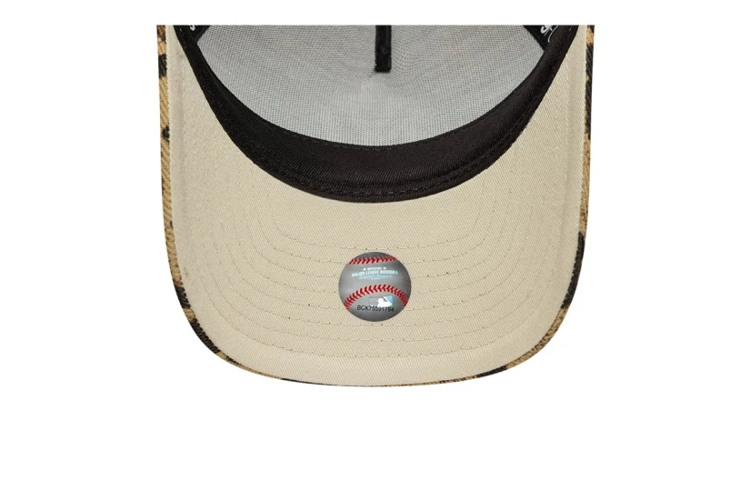 New Era New York Yankees Leopard 9Forty Trucker Καπέλο Snapback Καφέ, Μπεζ, Μαύρο