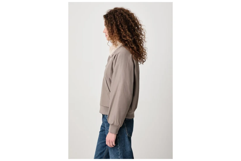 Puma Reversible High Loft Relaxed Γυναικείο Μπουφάν Bomber Διπλής Όψης Πουρό, Εκρού