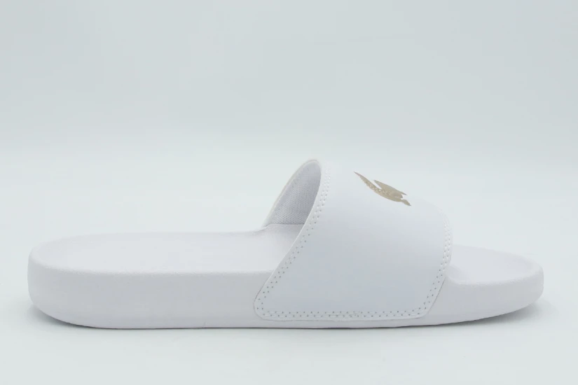 Lacoste Serve Slides Γυναικείες Παντόφλες Λευκές, Μπρονζέ