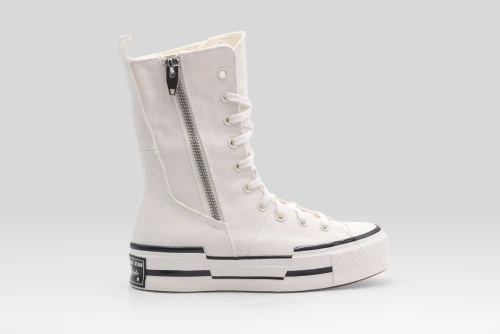 Converse Chuck 70 Plus X-Hi Sneakers (A08261C)