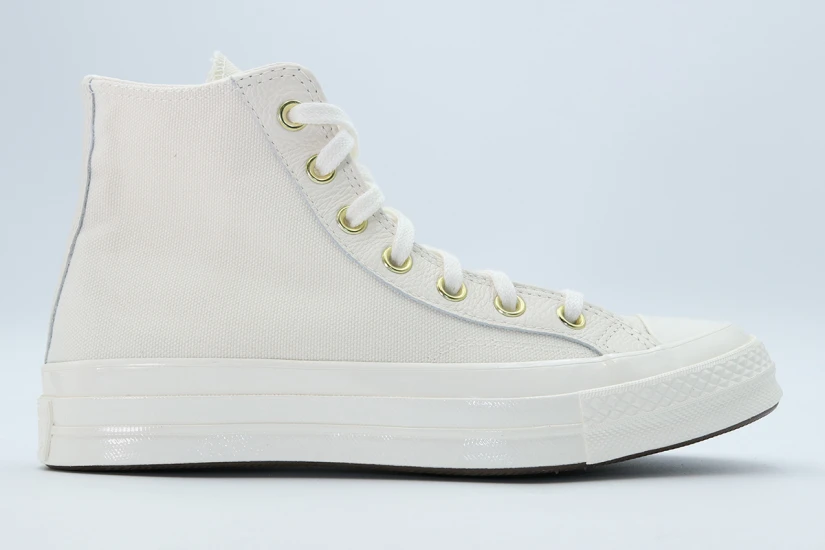 Converse Chuck 70 Gold Sneakers