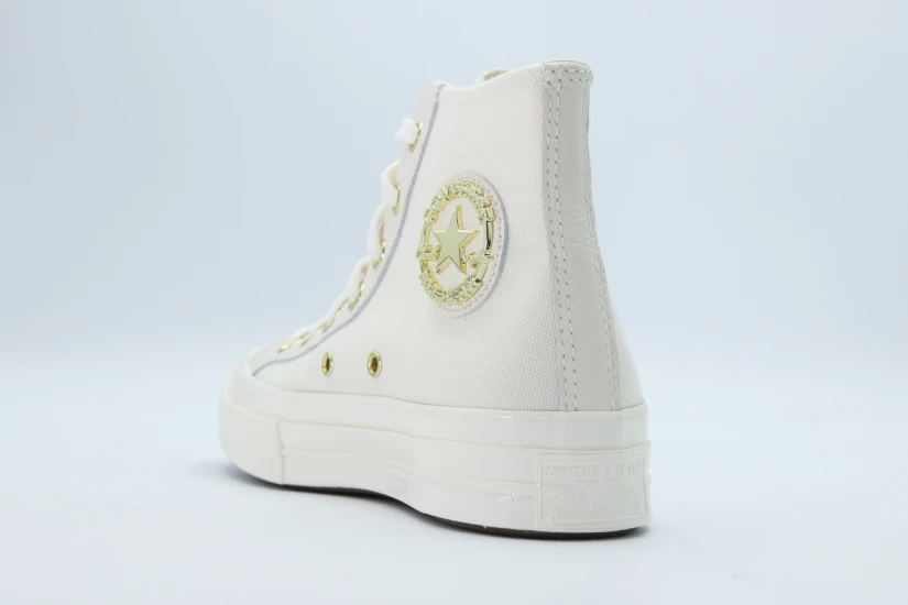 Converse Chuck 70 Gold Sneakers