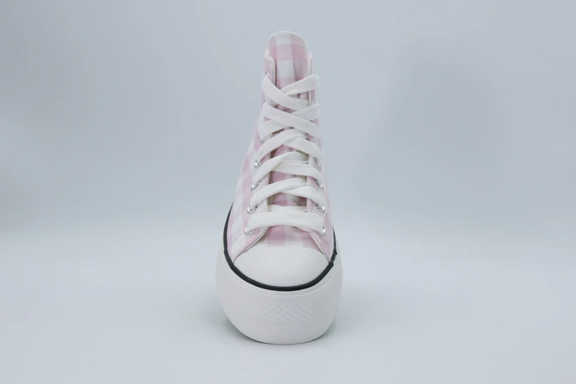 Converse Chuck Taylor All Star Lift Platform Sneakers