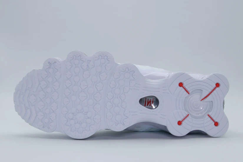 Nike Shox TL Sneakers Λευκά, Ασημί, Εκρού