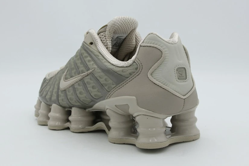 Nike Shox TL Γυναικεία Sneakers Εκρού, Μπεζ, Γκρι