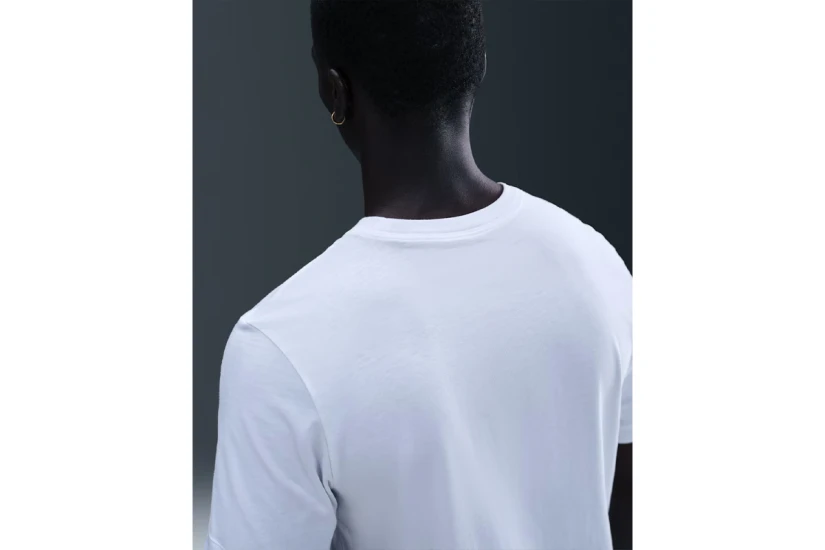 Nike Sportswear Club Ανδρικό Κοντομάνικο T-Shirt Λευκό, Χρυσό