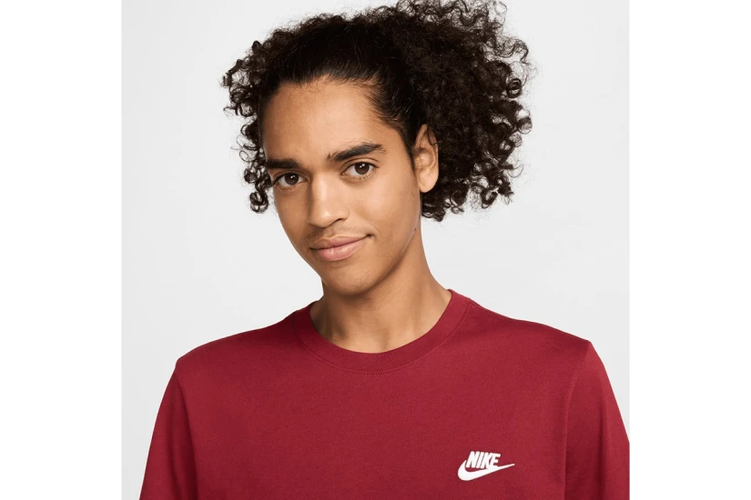Nike Sportswear Club Ανδρικό Κοντομάνικο T-Shirt Μπορντό
