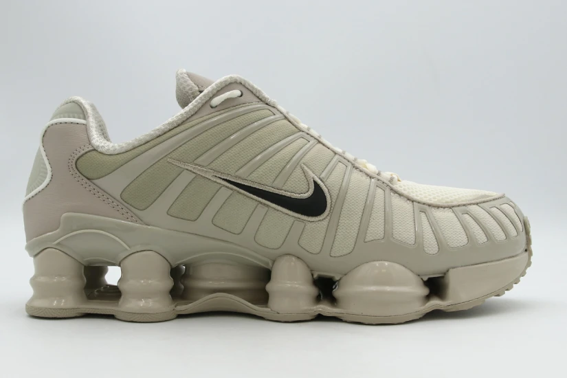 Nike Shox TL Ανδρικά Sneakers Εκρού, Μπεζ, Μαύρα