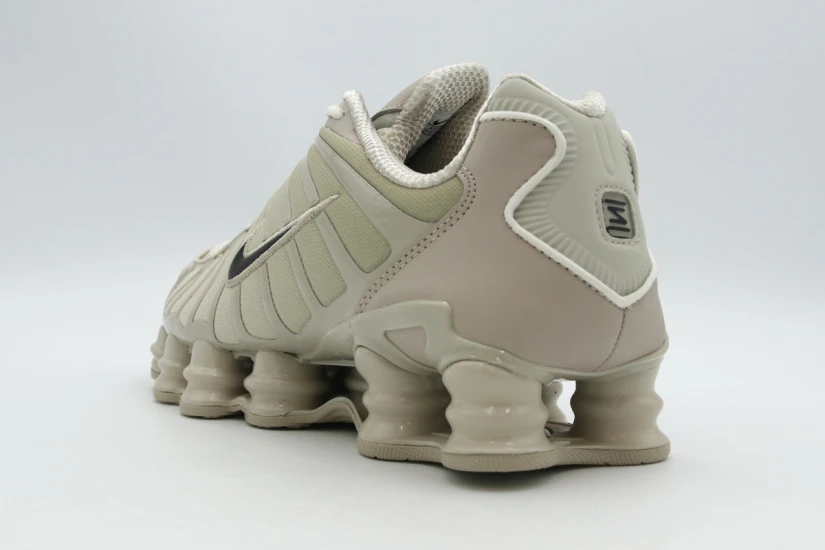 Nike Shox TL Ανδρικά Sneakers Εκρού, Μπεζ, Μαύρα