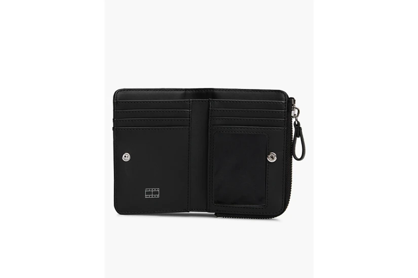 Tommy Jeans Metal Logo Bifold Flap Γυναικείο Πορτοφόλι Μαύρο