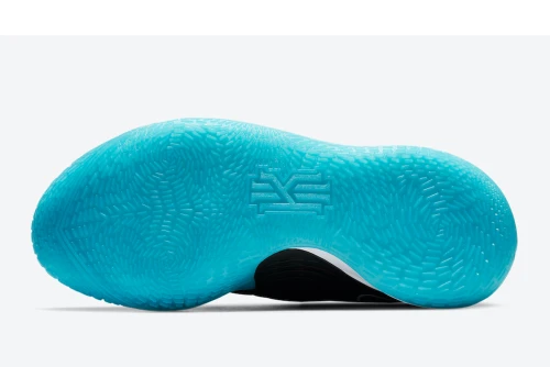 Nike Kyrie Low 3 (CJ1286 001)