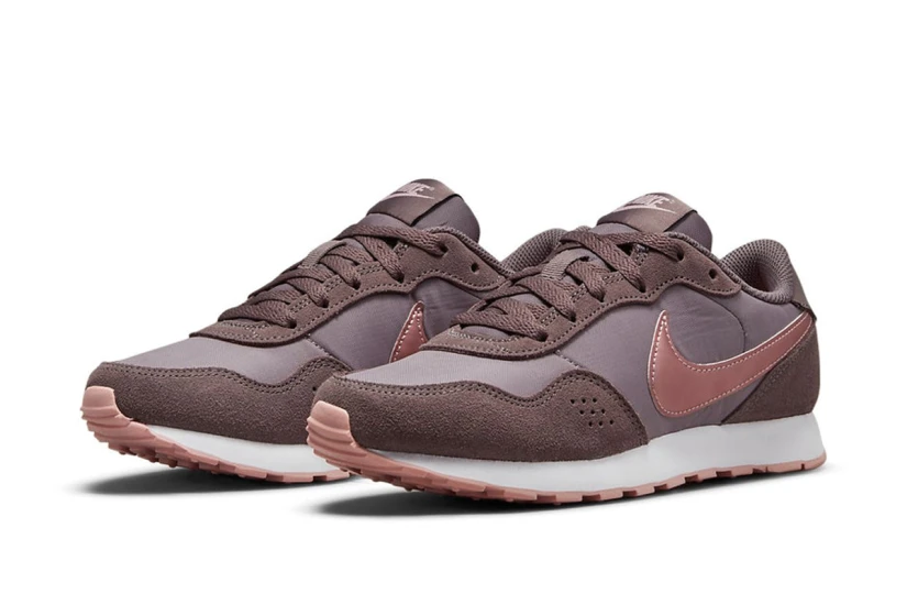 Nike Md Valiant Sneakers (CN8558 200)