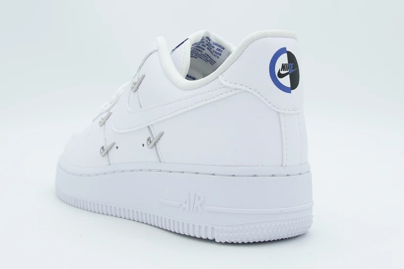 Nike Air Force 1 07 LX Γυναικεία Sneakers Λευκά, Ασημί, Ρουά, Μαύρα
