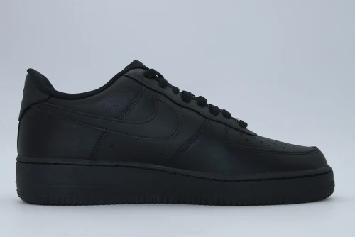 Nike Air Force 1 07 Sneakers (CW2288 001)
