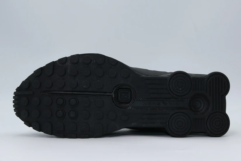 Nike Shox R4 Sneakers Μαύρα