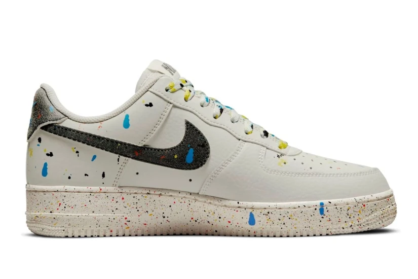Nike Air Force 1 07 Lv8 Sneakers (CZ0339 001)