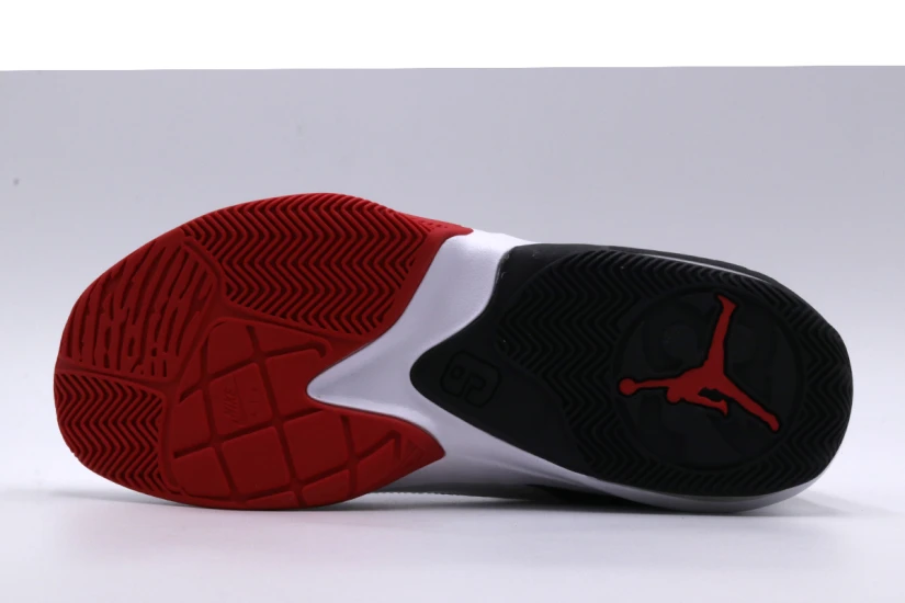 Jordan Max Aura 3 (CZ4167 160)