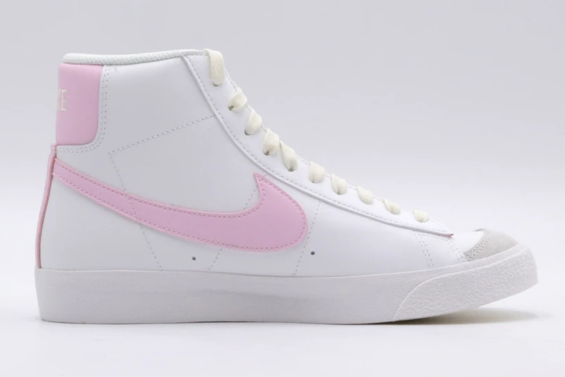Nike Blazer Mid 77 Gs Sneakers (DA4086 106)