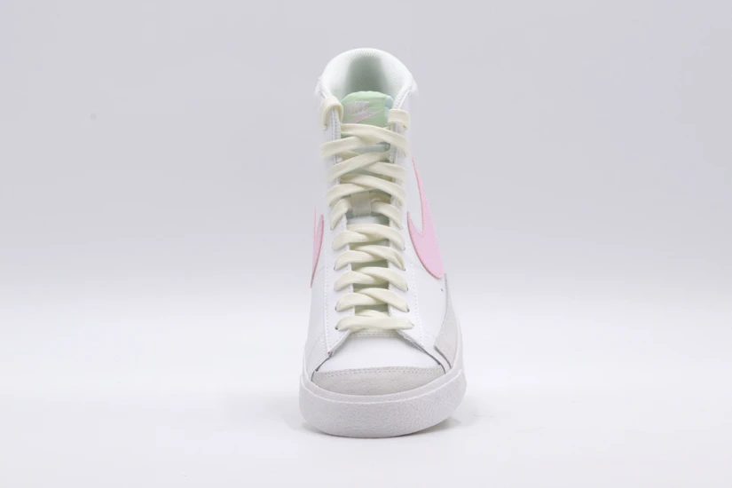 Nike Blazer Mid 77 Gs Sneakers (DA4086 106)