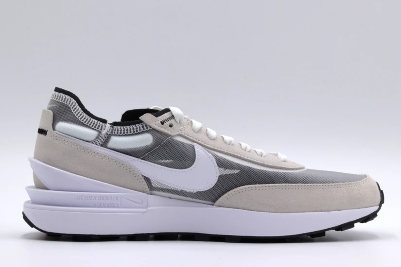Nike Waffle One (DA7995 100)