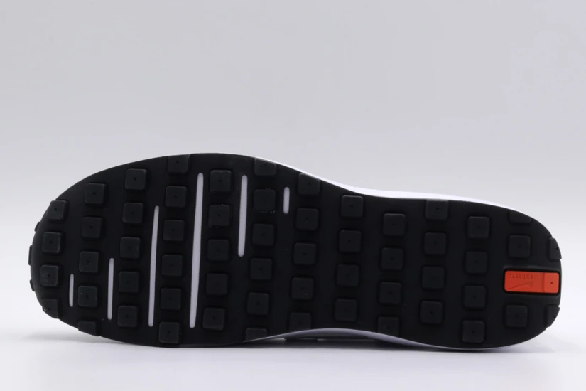 Nike Waffle One (DA7995 100)