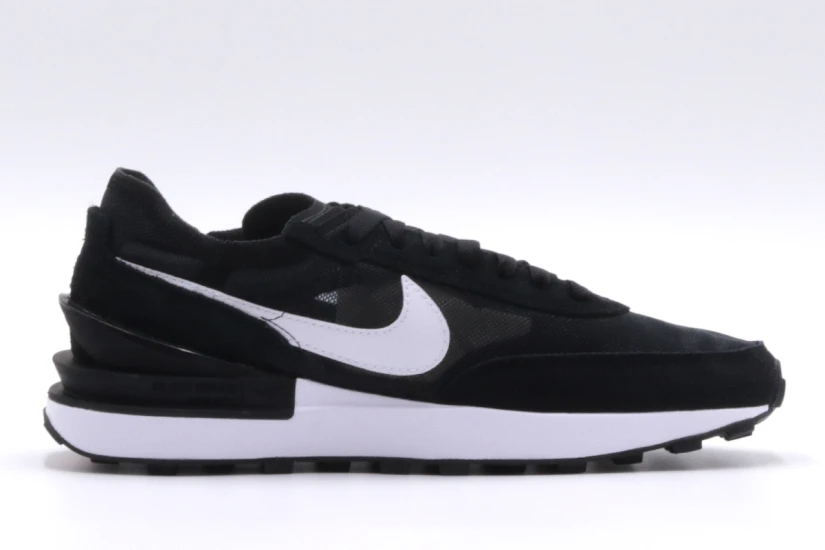 Nike Waffle One Sneakers (DC2533 001)