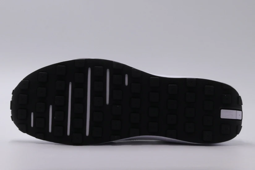Nike Waffle One Sneakers (DC2533 103)