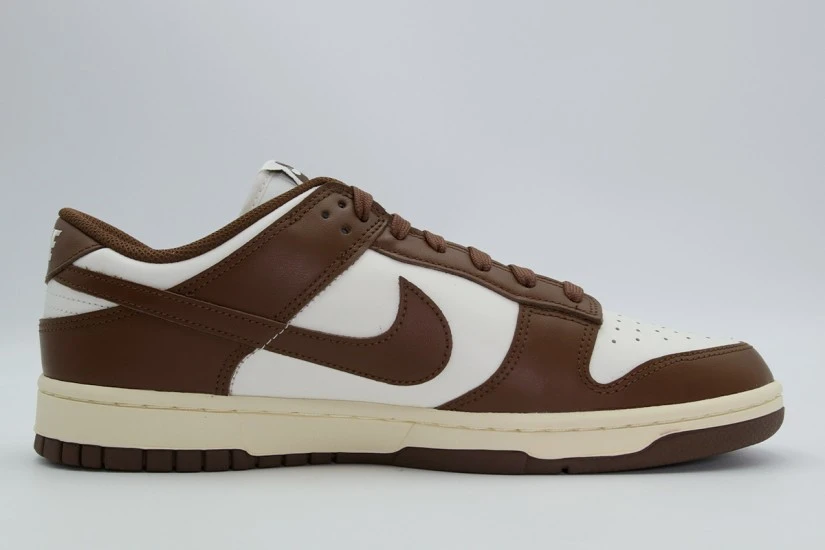 Nike Dunk Low Sneakers Καφέ, Λευκά