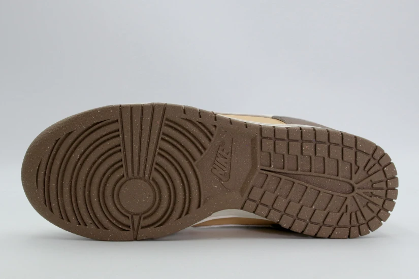 Nike Dunk Low Next Nature Sneakers Καφέ, Εκρού, Λευκά