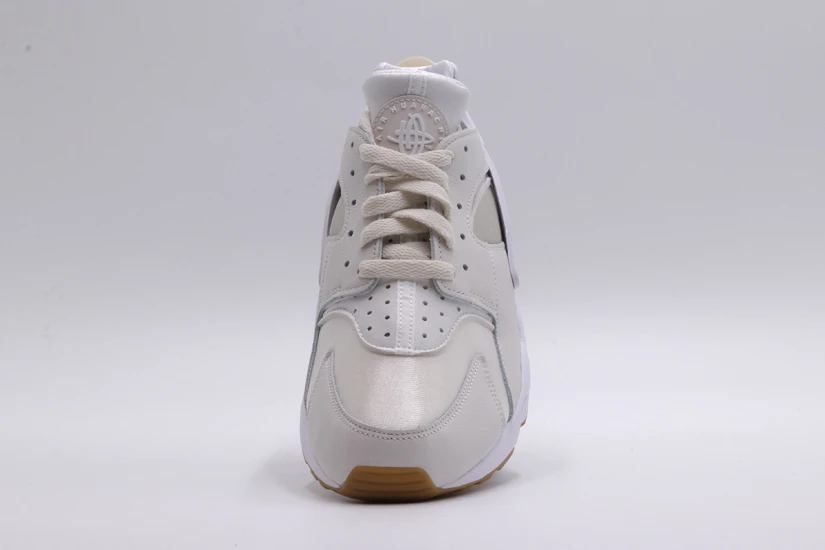 Nike Air Huarache Γυναικεία Sneakers Λευκά, Μπεζ
