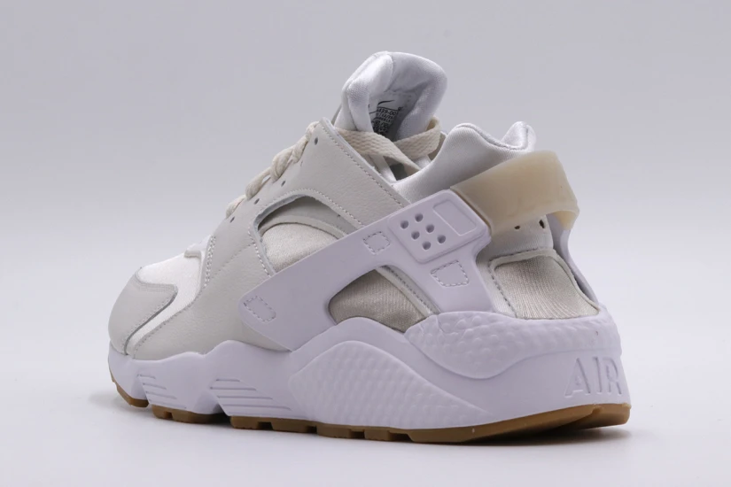 Nike Air Huarache Γυναικεία Sneakers Λευκά, Μπεζ