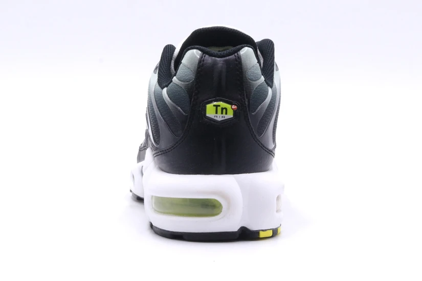 Nike Air Max Plus Ανδρικά Sneakers (DM0032 006)