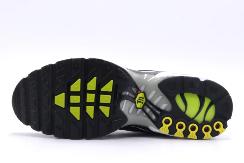 Nike Air Max Plus Ανδρικά Sneakers (DM0032 006)