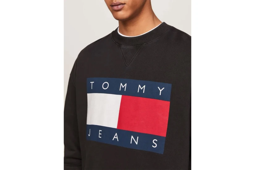 Tommy Jeans Relaxed Big Flag Crew Neck Μακρυμάνικη Μπλούζα Μαύρη