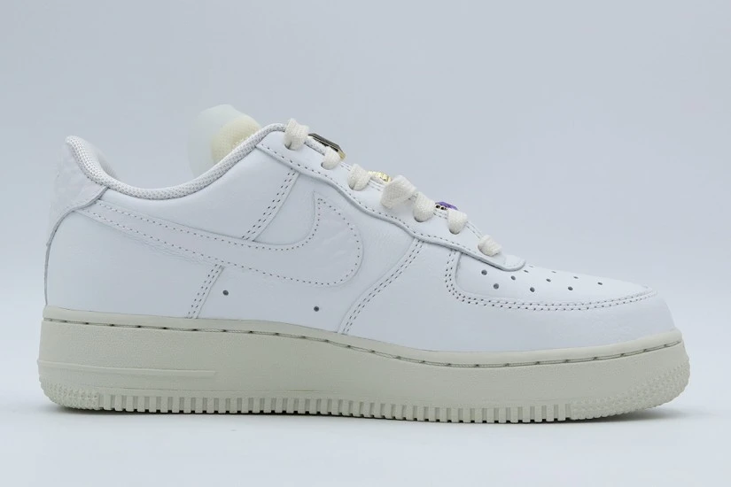 Nike Air Force 1 Low Premium Sneakers Λευκά, Εκρού