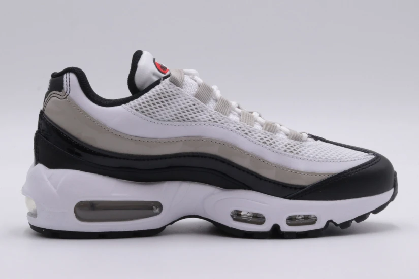 Nike Air Max 95 Γυναικεία Sneakers Λευκά, Καφέ, Μαύρα