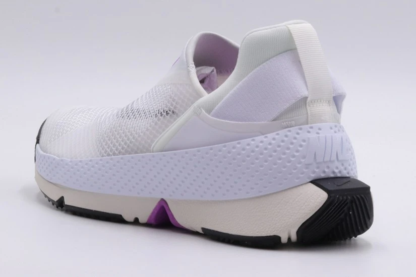 Nike Go Flyease Sneakers (DR5540 104)