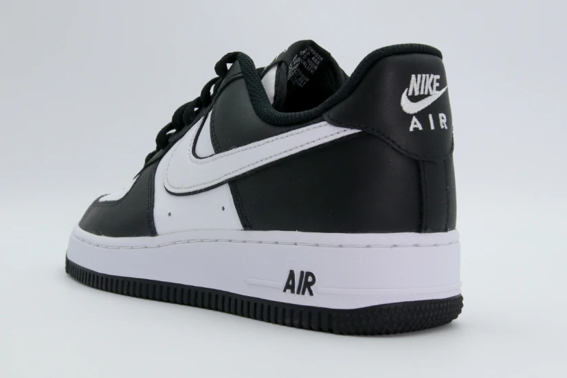 Nike Air Force 1 '07 Ανδρικά Sneakers Μαύρα, Λευκά