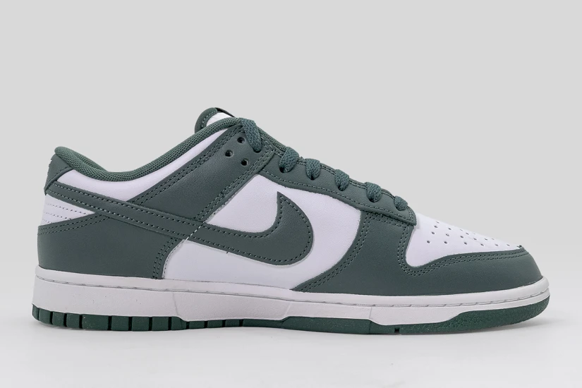 Nike Dunk Low Retro Ανδρικά Sneakers Λευκά, Χακί