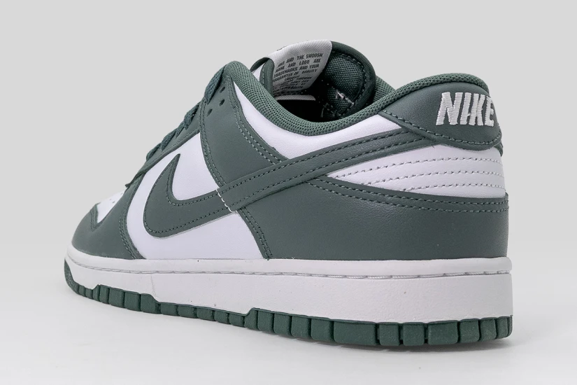 Nike Dunk Low Retro Ανδρικά Sneakers Λευκά, Χακί