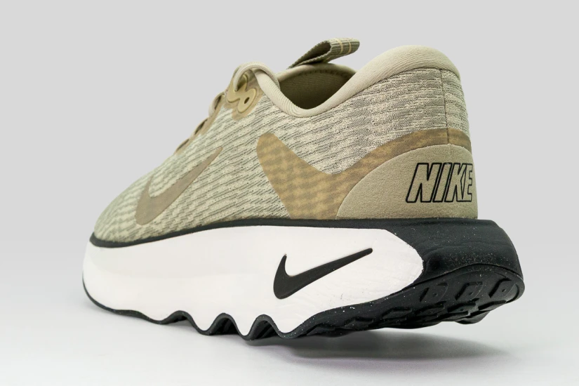 Nike Motiva Ανδρικά Παπούτσια για Περπάτημα Χακί, Εκρού, Μαύρα