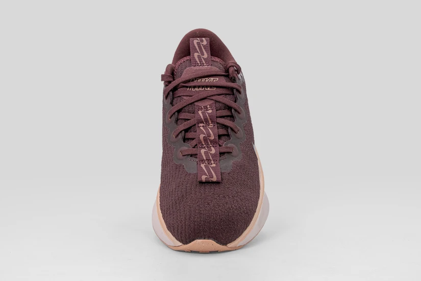 Nike Motiva Παπούτσια για Περπάτημα Μπορντό, Σομόν, Εκρού