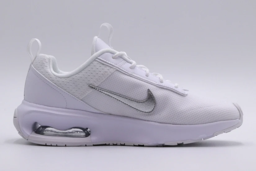Nike Air Max Intrlk Lite Sneakers (DV5695 100)