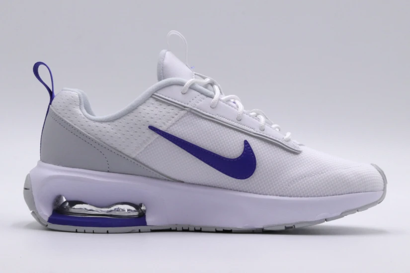 Nike Air Max Intrlk Lite Sneakers (DV5695 101)