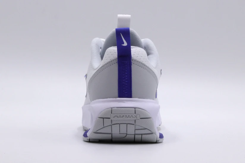 Nike Air Max Intrlk Lite Sneakers (DV5695 101)