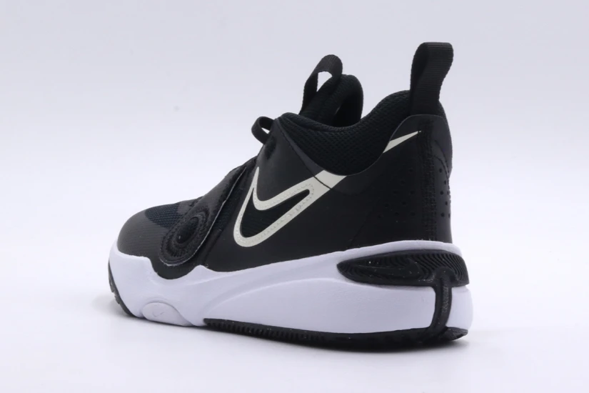 Nike Team Hustle D 11 Παιδικά Μπασκετικά Παπούτσια Μαύρα, Λευκά