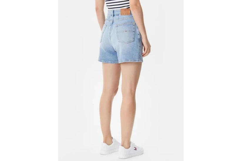 Tommy Jeans Mom Γυναικείο Τζιν Σορτς