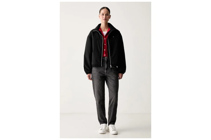 Tommy Jeans Ultra High Rise Tapered Mom Γυναικείο Παντελόνι Τζιν Μαύρο